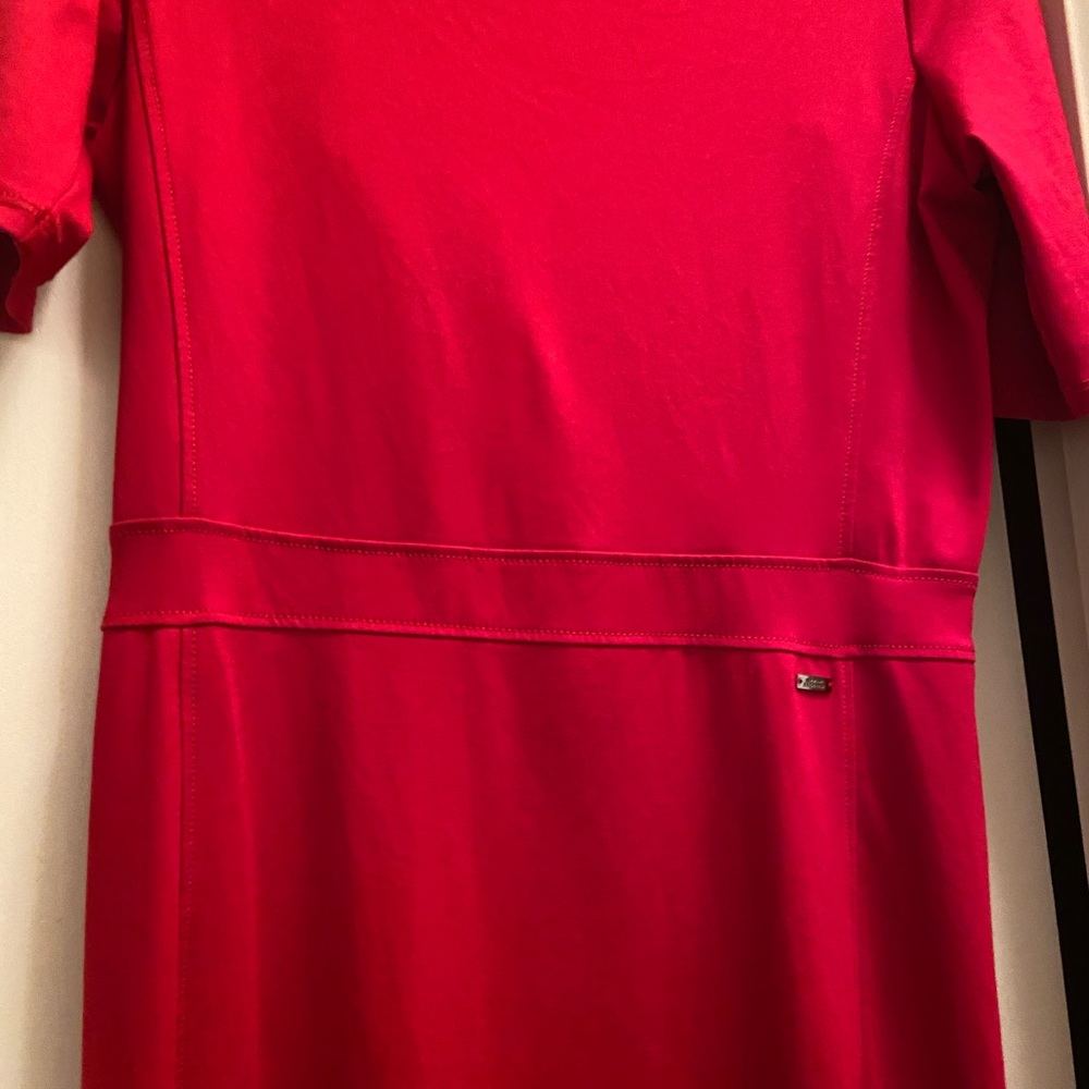 Dress - Picture 2 of 4